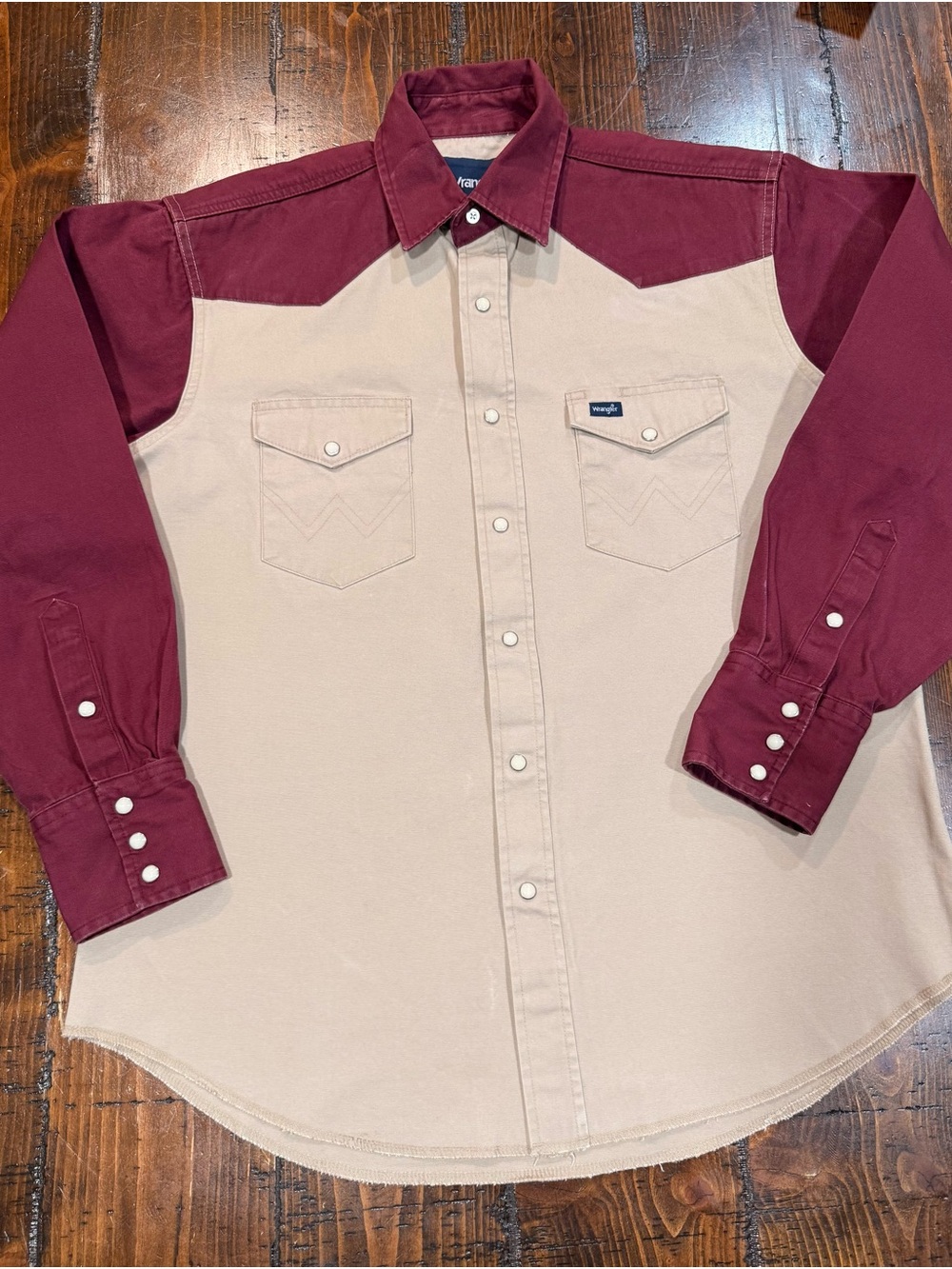 Vintage Wrangler Western Men’s shirt large two tone snap button